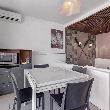 Apartment Le Maera Golfe-Juan